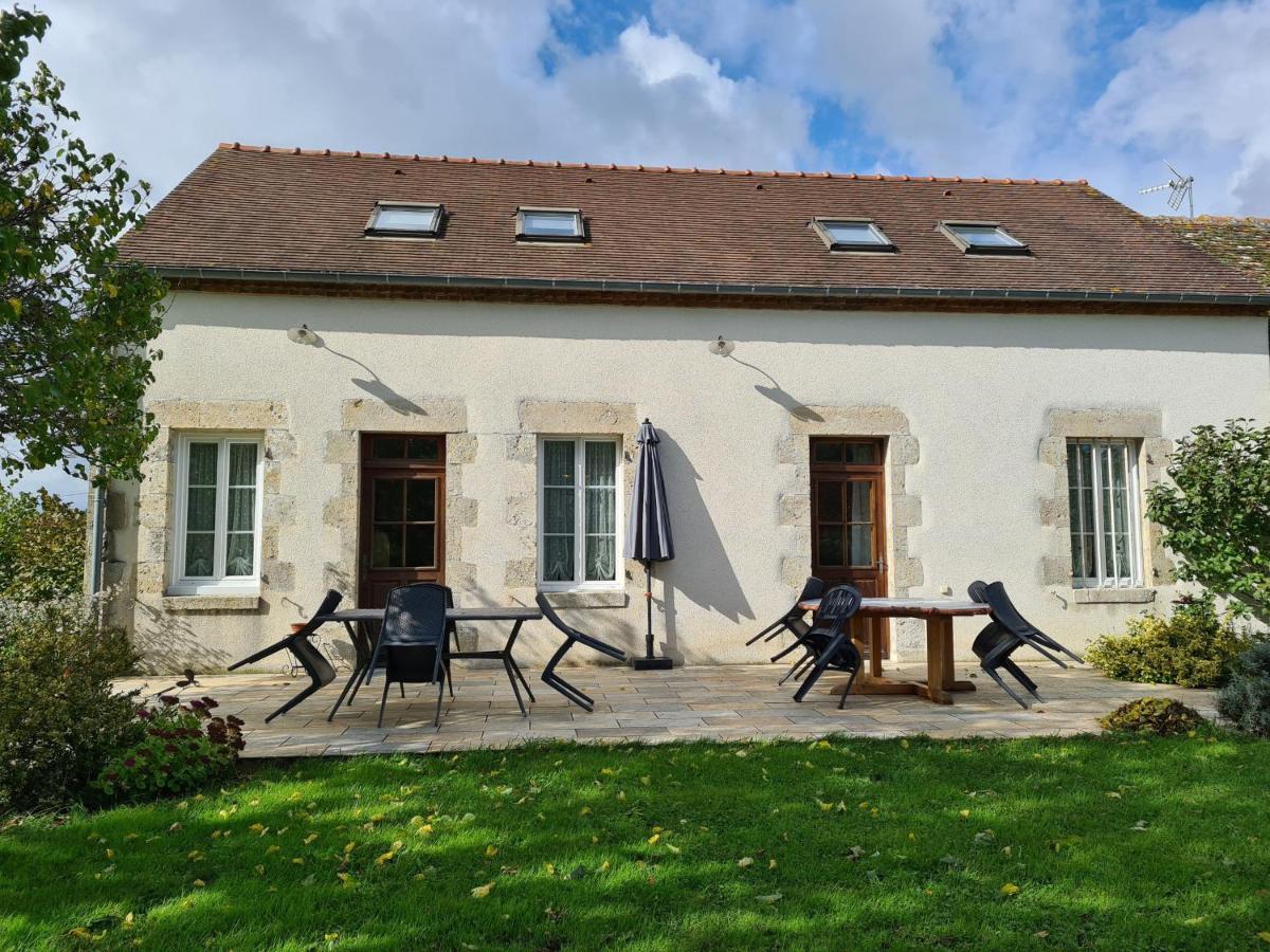 Gite Familial En Ferme Avec Jardin, Proche Foret Et Canal D'Orleans - Label Tourisme Et Handicap - Fr-1-590-7 Chailly-en-Gatinais ภายนอก รูปภาพ